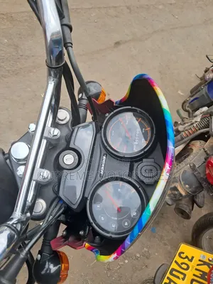 Bajaj Boxer 150 UG 2026 Black