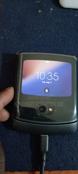 Motorola Razr 5G 256 GB Gray