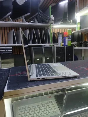 New Laptop HP EliteBook 840 G5 8GB AMD Ryzen 5 SSD 256GB