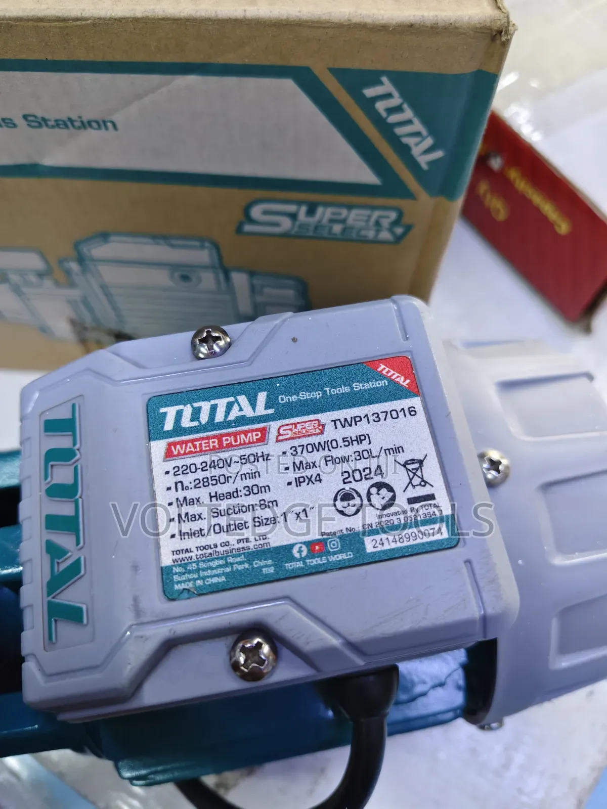 Brand New TOTAL 0.5HP Peripheral Water Pump (370W)