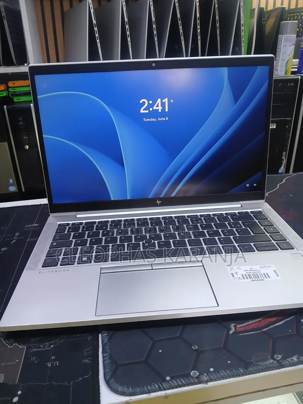 New Laptop HP EliteBook 840 G5 8GB AMD Ryzen 5 SSD 256GB