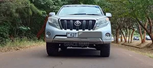 Toyota Land Cruiser Prado 2013 Silver