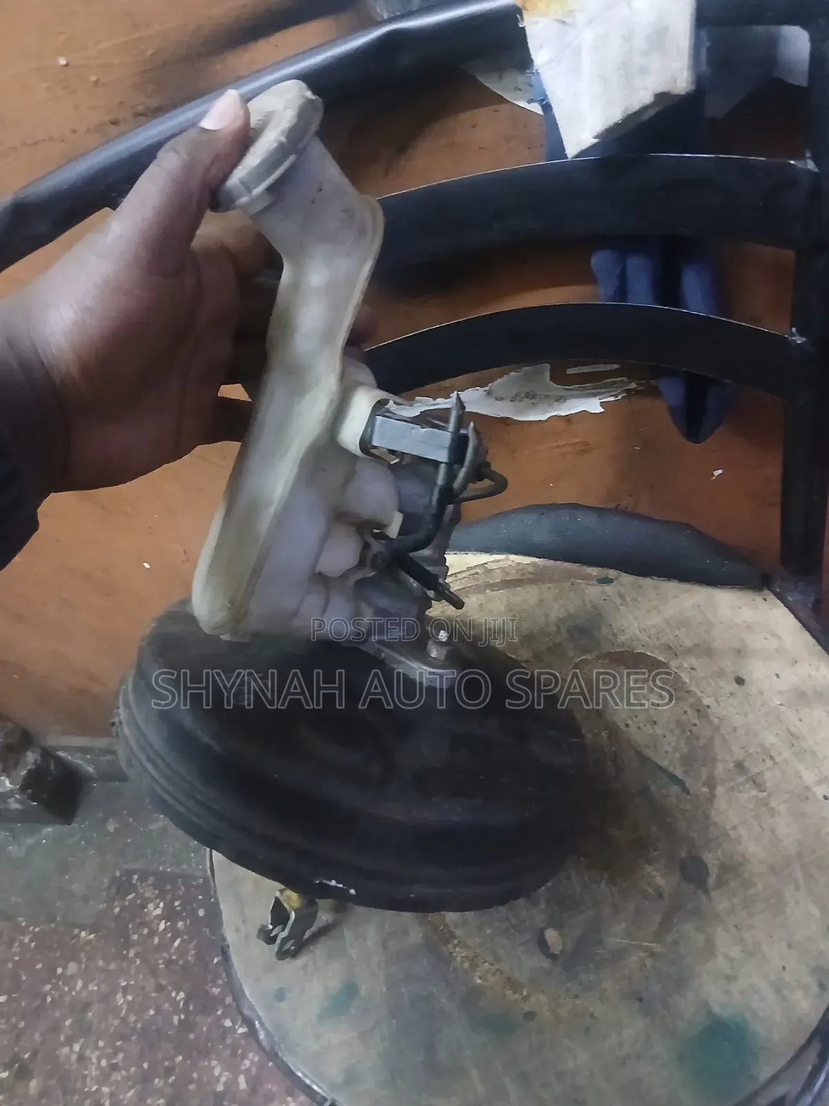Suzuki Swift Old Model Brake Booster and Brake Master Cylinder Complet