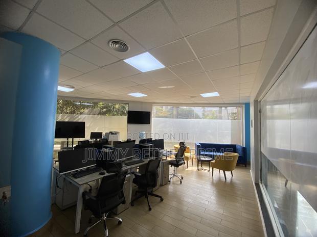 Prime Office Space for Rent 541 SqFt