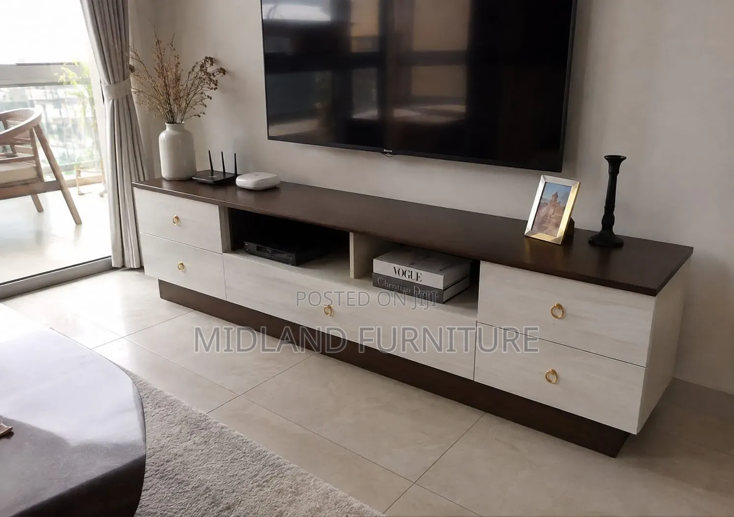Modern Custom TV Cabinet. Pay on Delivery