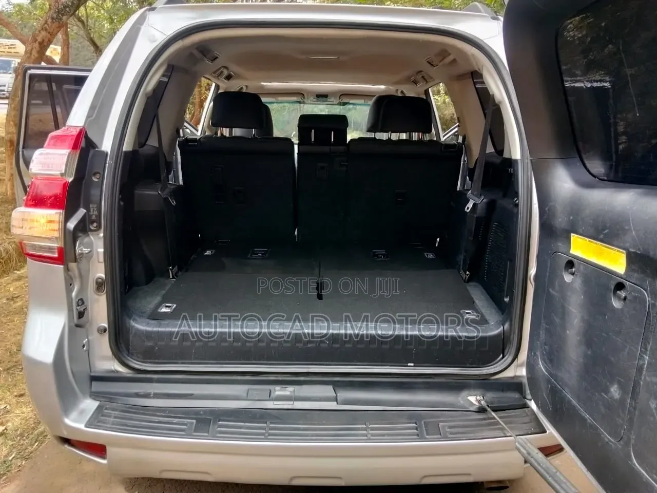 Toyota Land Cruiser Prado 2013 Silver