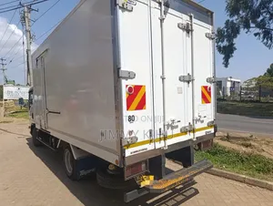 Isuzu Elfu(With Fridge Body)