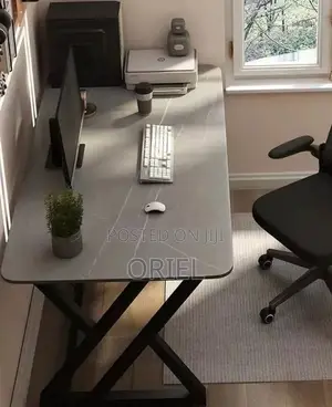 Office Desk : Black Office Computer Table
