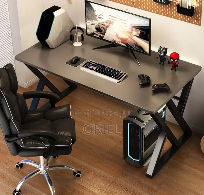 Office Desk : Black Office Computer Table