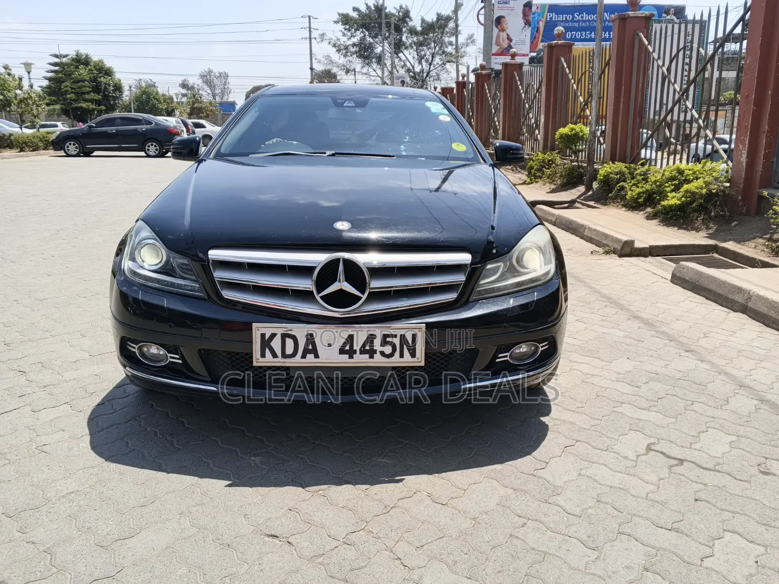 Mercedes-Benz C200 2013 Black