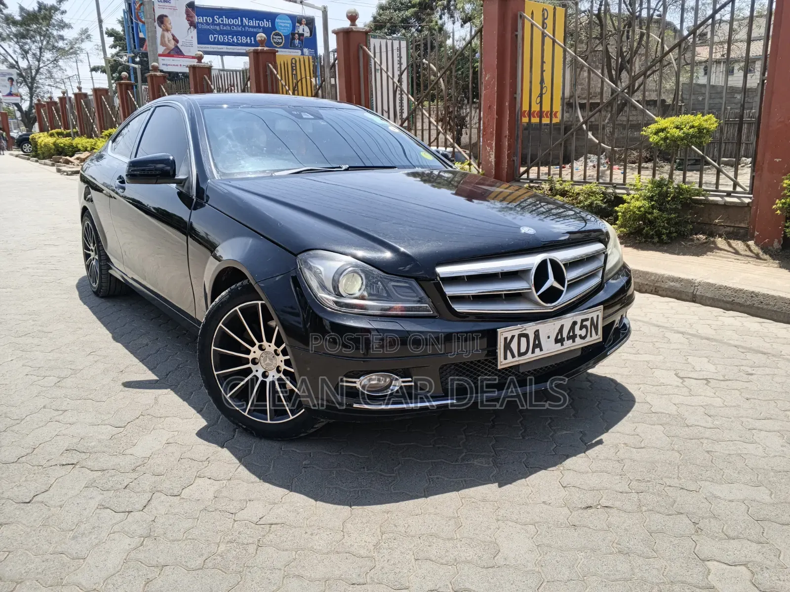 Mercedes-Benz C200 2013 Black