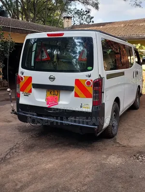 Nissan Caravan (Urvan) 2016 White