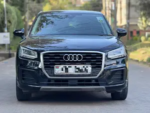 Audi Q2 2019 Black