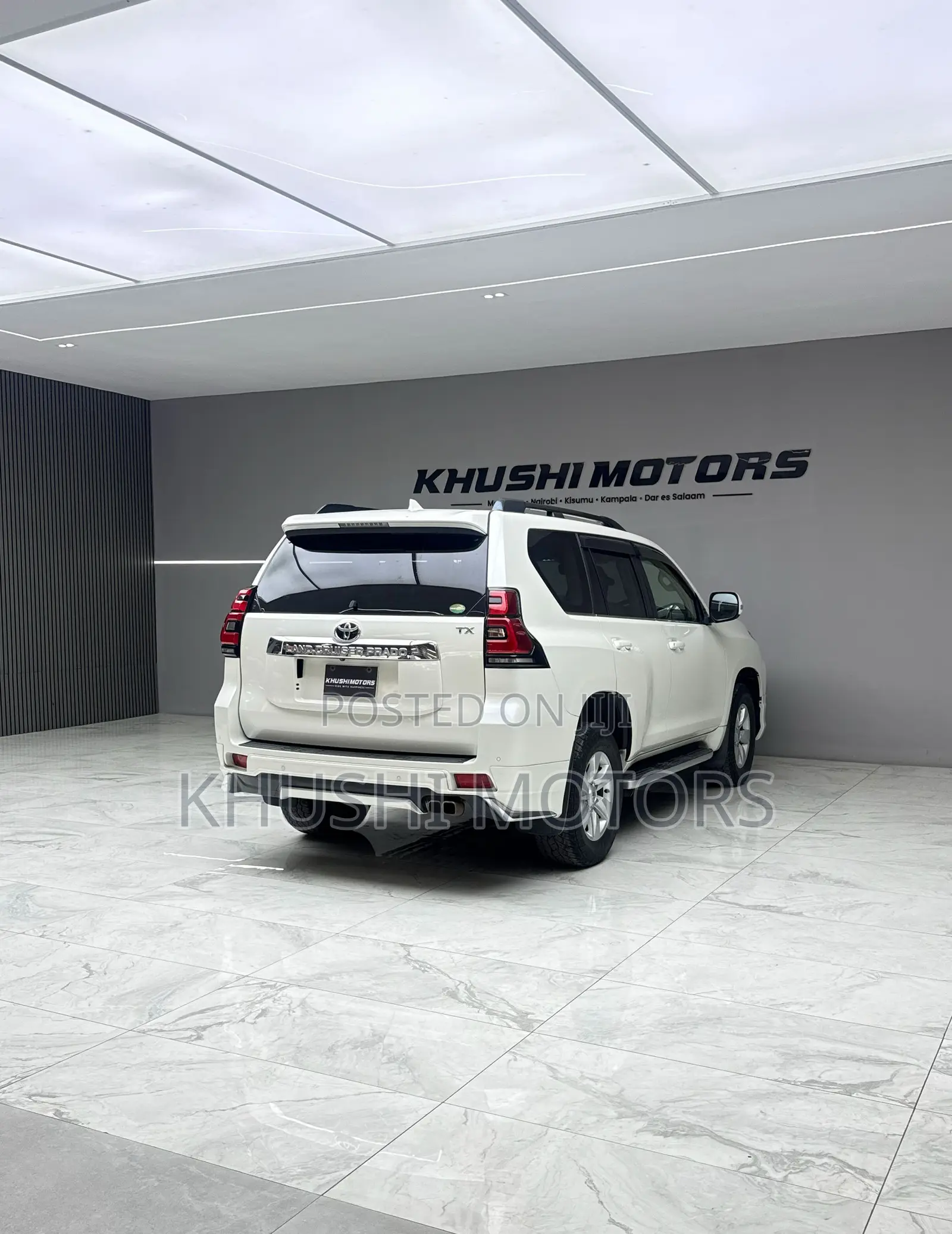 Toyota Land Cruiser Prado 2019 White