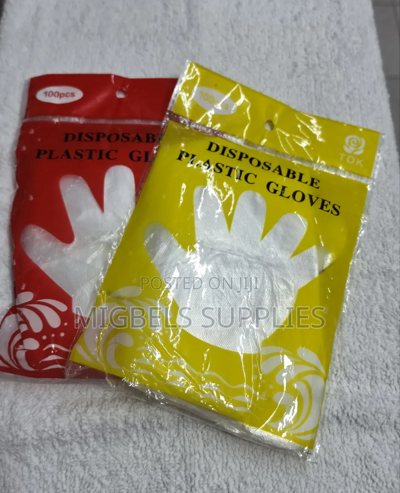 Disposable Plastic Gloves ( Paper Gloves)