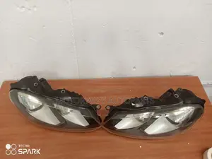Volkswagen Golf Mk6 Xenon Headlights[ Price Is Per Piece]