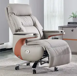 Office Chair: Excutive Leather Chair