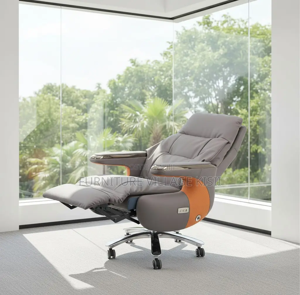 Office Chair: Excutive Leather Chair