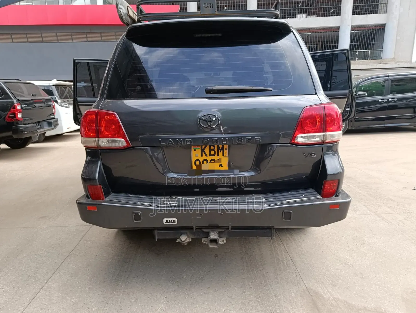 Toyota Land Cruiser 2010 Gray