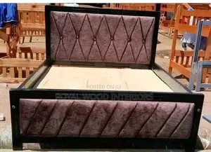 Royal Grande Mocket Bed