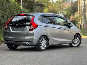 Honda Fit 2019 Silver