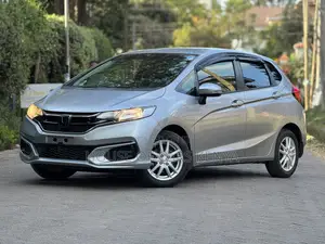 Honda Fit 2019 Silver