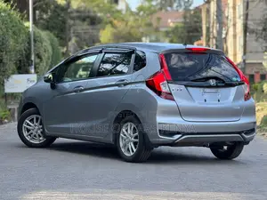 Honda Fit 2019 Silver
