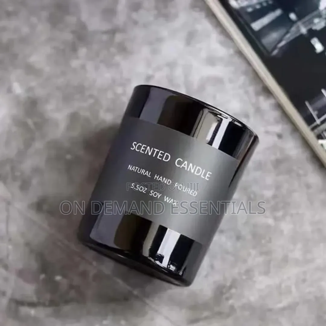Soy Wax Scented Candle in Glass Jar