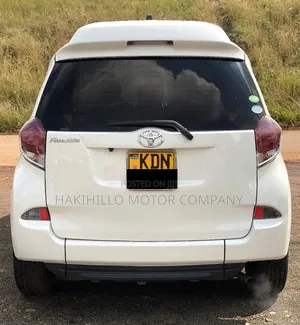 Toyota Ractis 2014 White