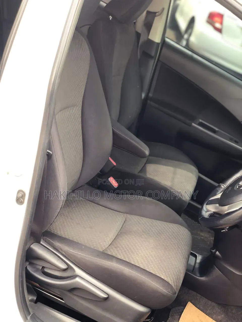 Toyota Ractis 2014 White