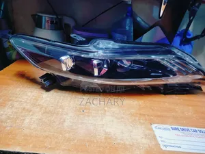 Toyota Harrier 2015 Headlight Part No. 48-147