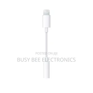 Lightning to 3.5mm Audio Earphones Jack Adapter
