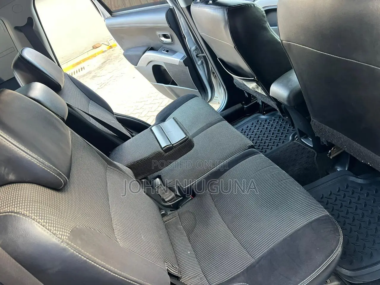 Mitsubishi Outlander 2013 Silver