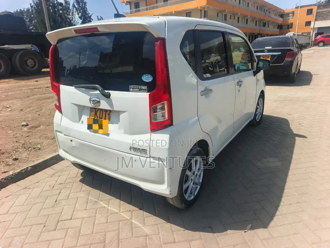 Daihatsu Move 2019 White