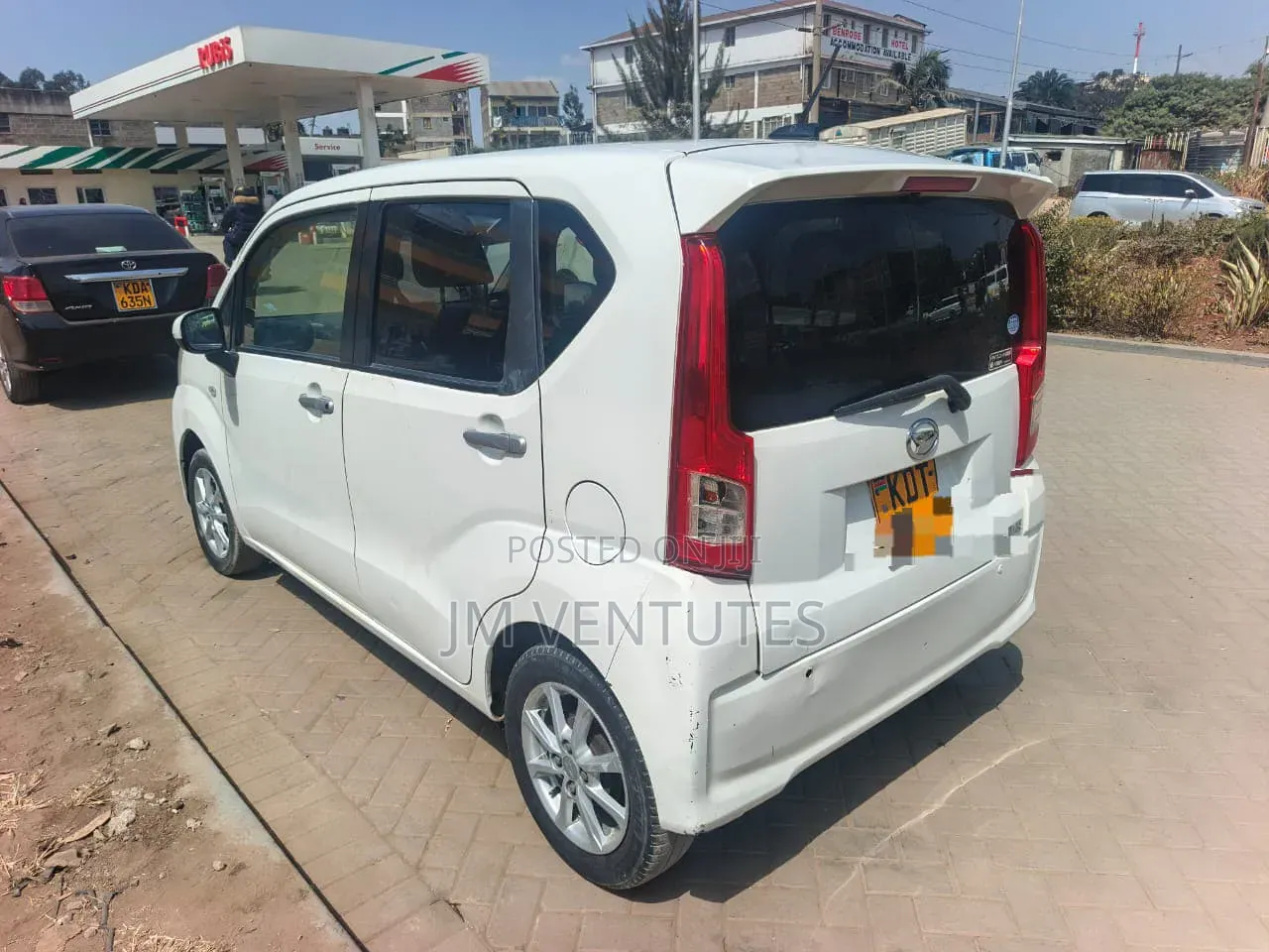 Daihatsu Move 2019 White