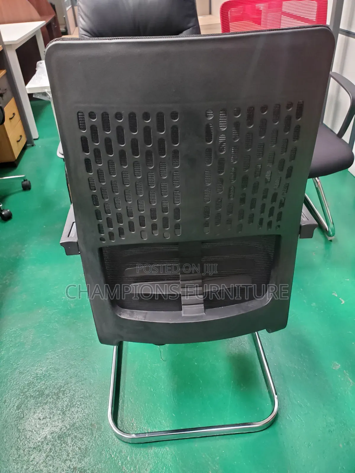 Ergonomic Office Chair With Adjustable Headrest