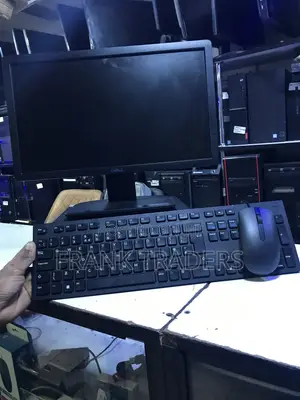 Desktop Computer Dell Optiplex 3040 4GB Intel Core i3 HDD 500GB