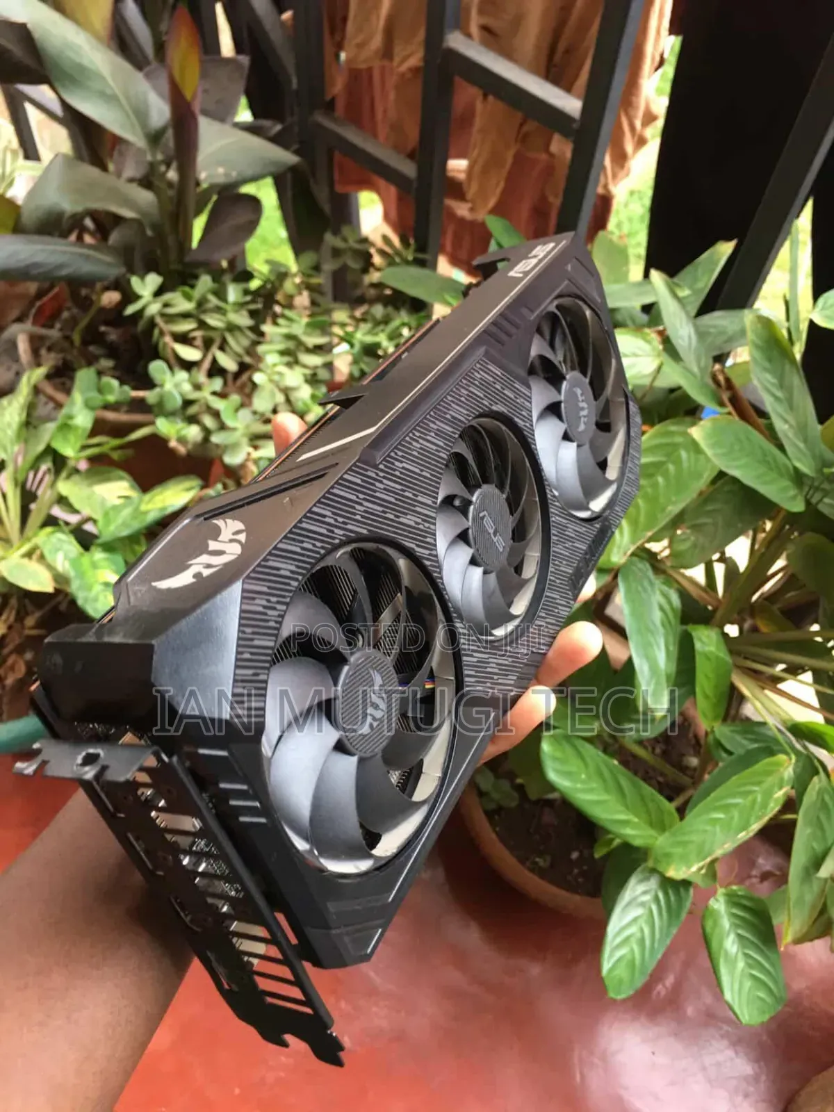 ASUS Tuf Rx 5600 Xt