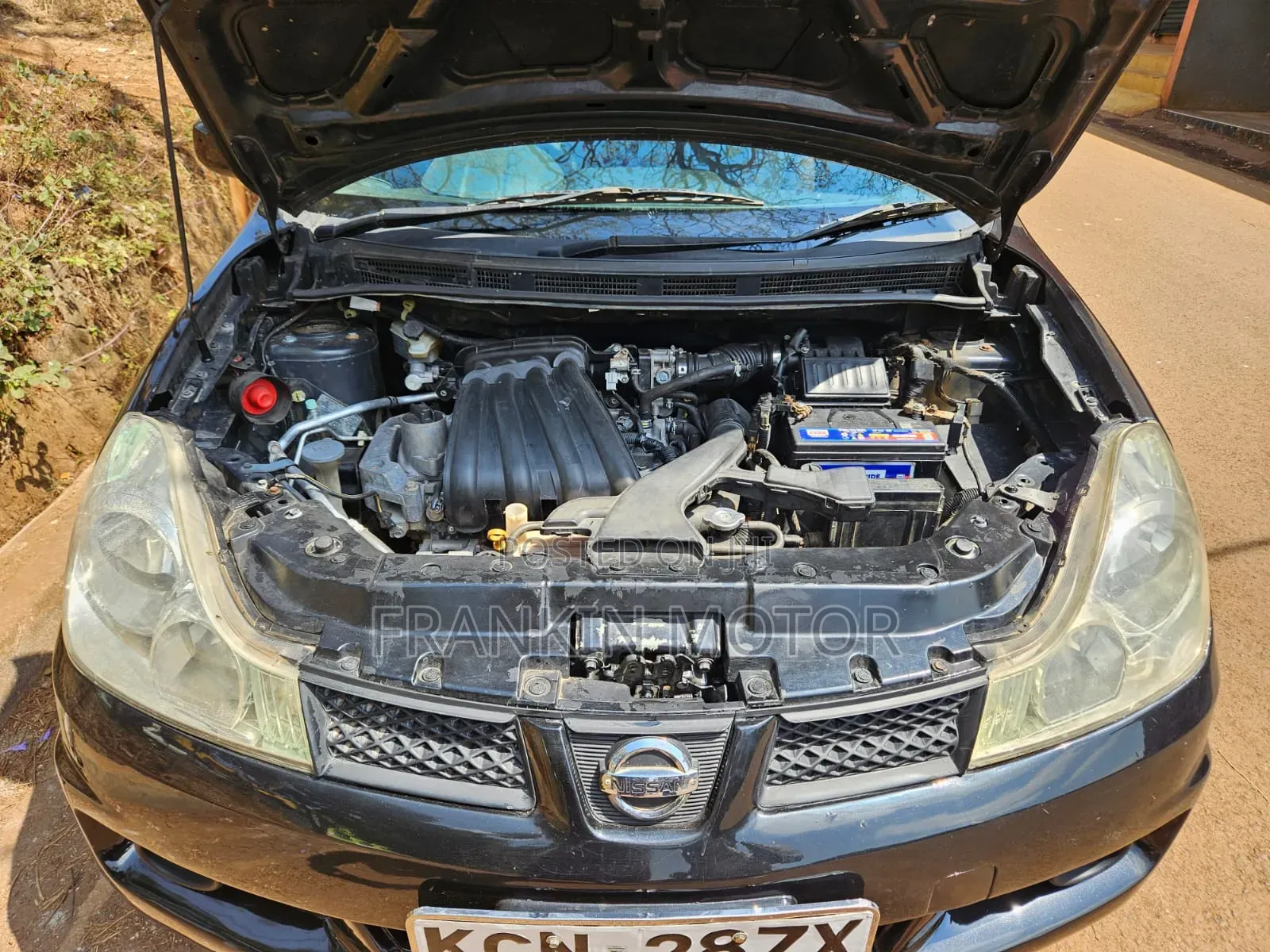 Nissan Wingroad 2012 Black