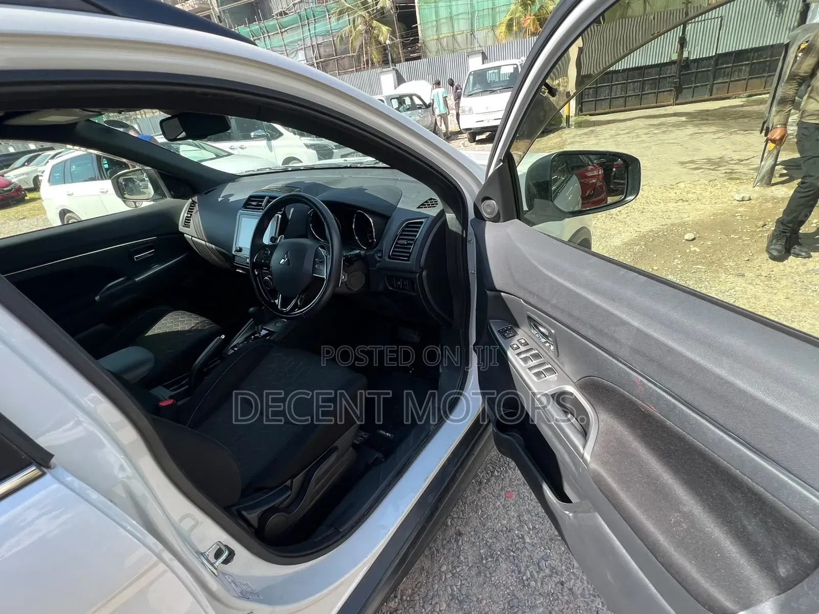 Mitsubishi RVR 2020 White