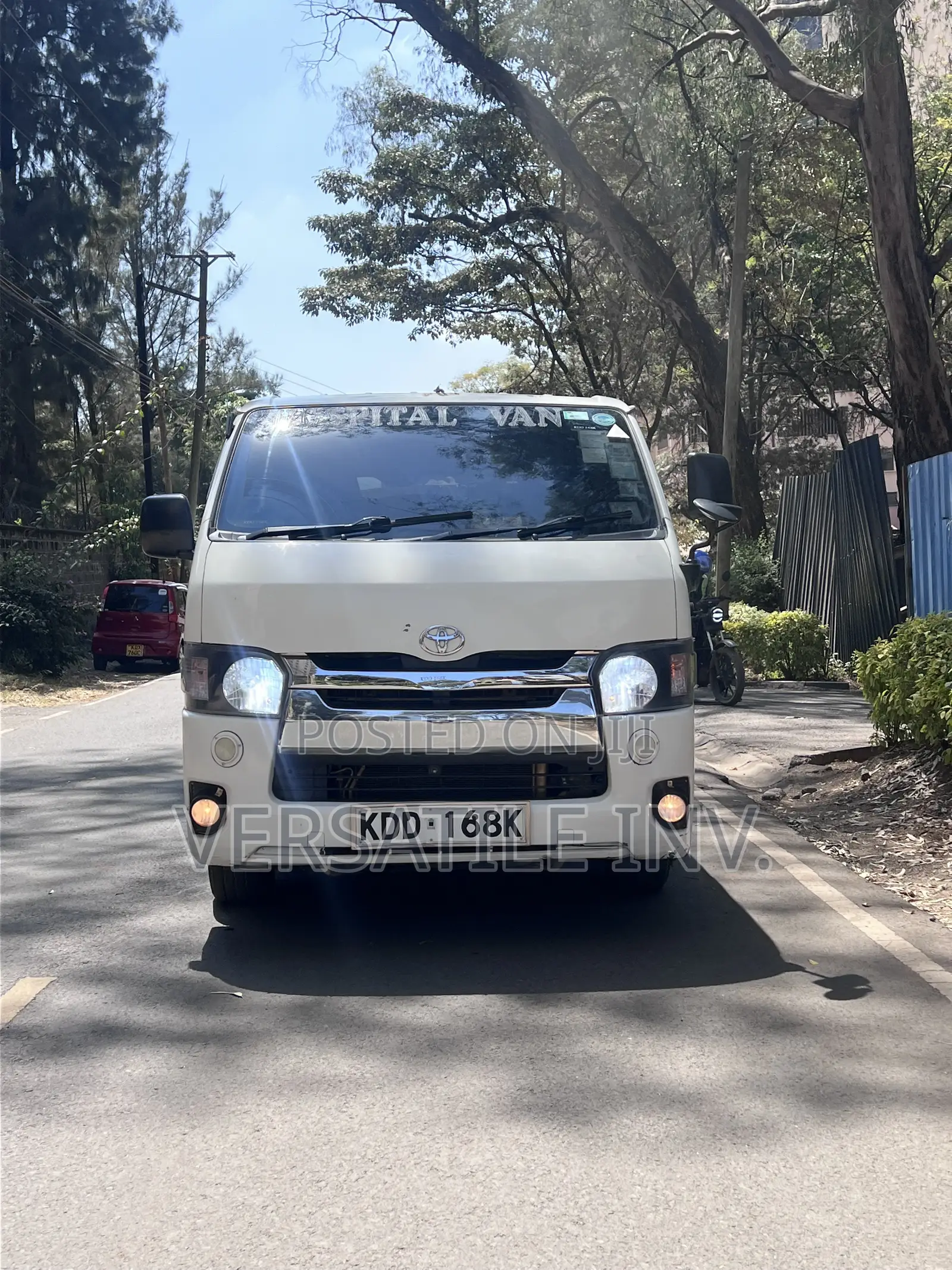 Toyota HiAce 2014 White