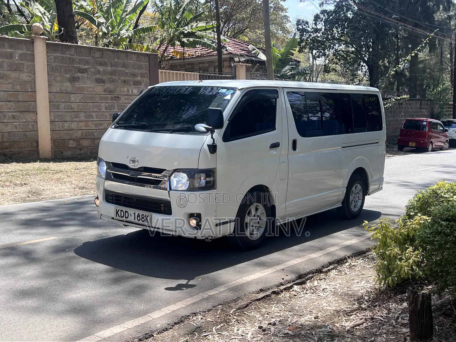 Toyota HiAce 2014 White