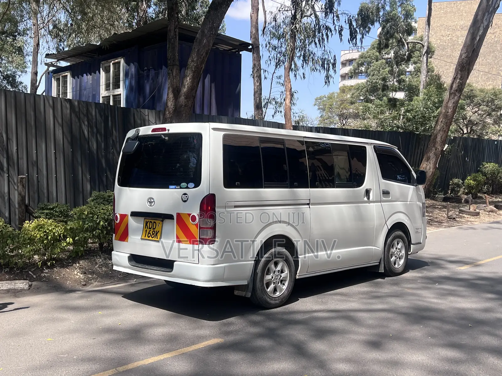 Toyota HiAce 2014 White