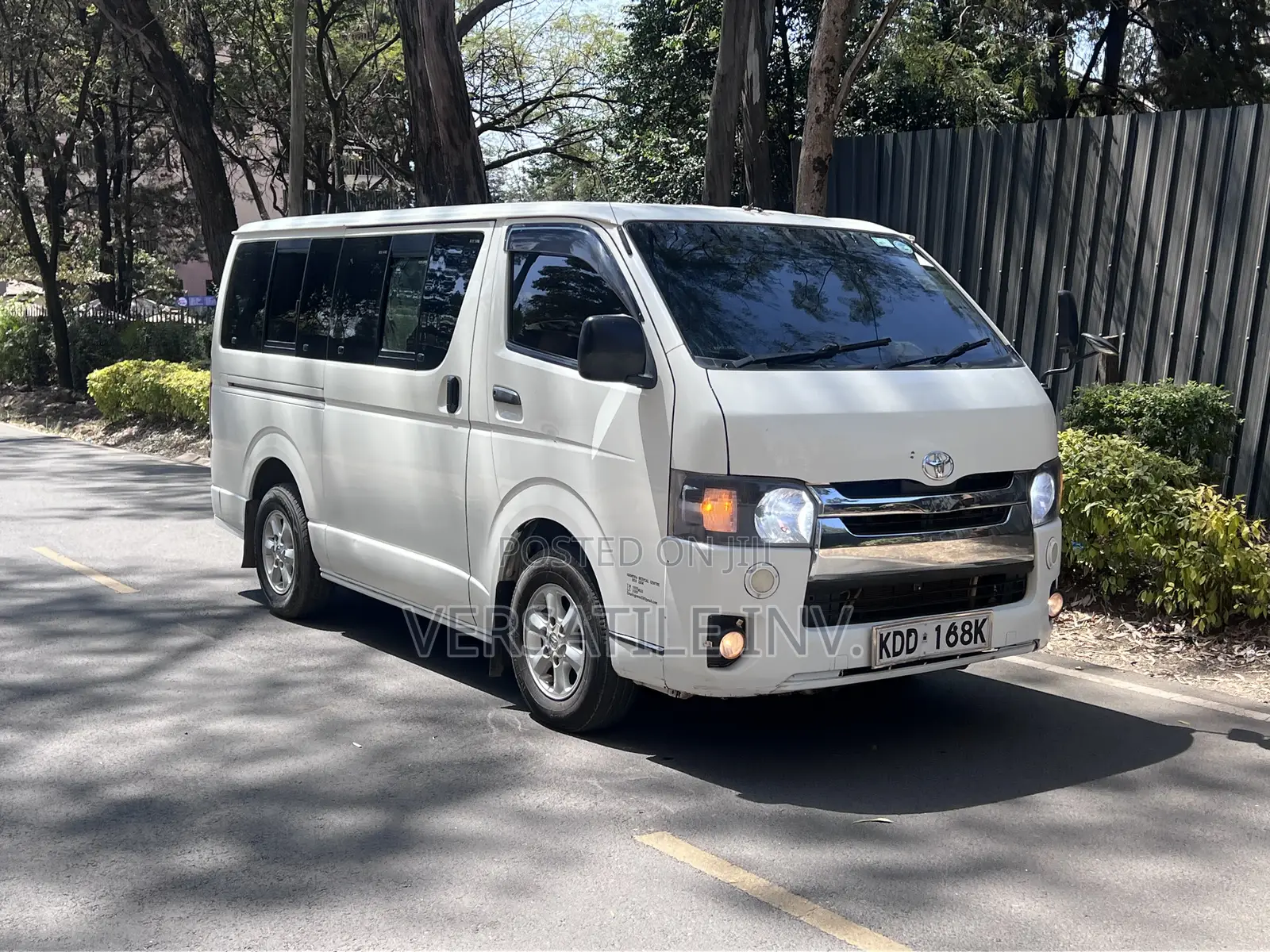 Toyota HiAce 2014 White