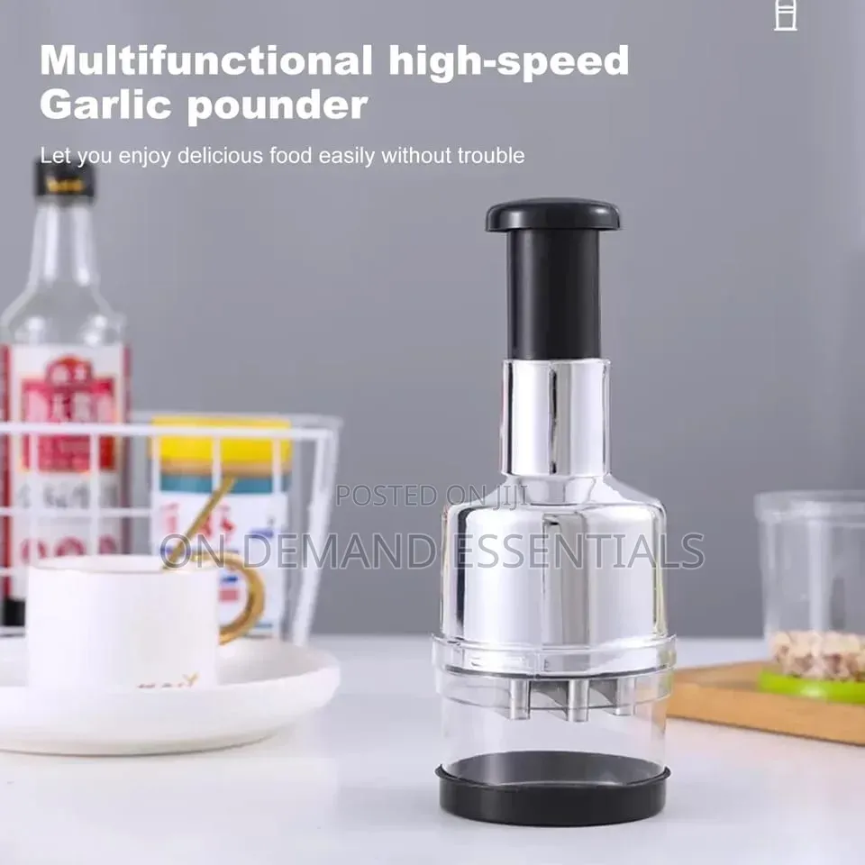 *Manual Garlic Press Squeezer Stainless Steel Garlic Masher