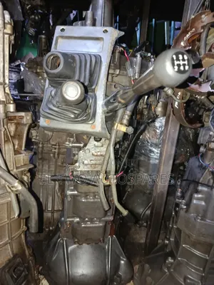 Mitsubishi Pajero V31 Manual Gearbox 4-Wheel Drive