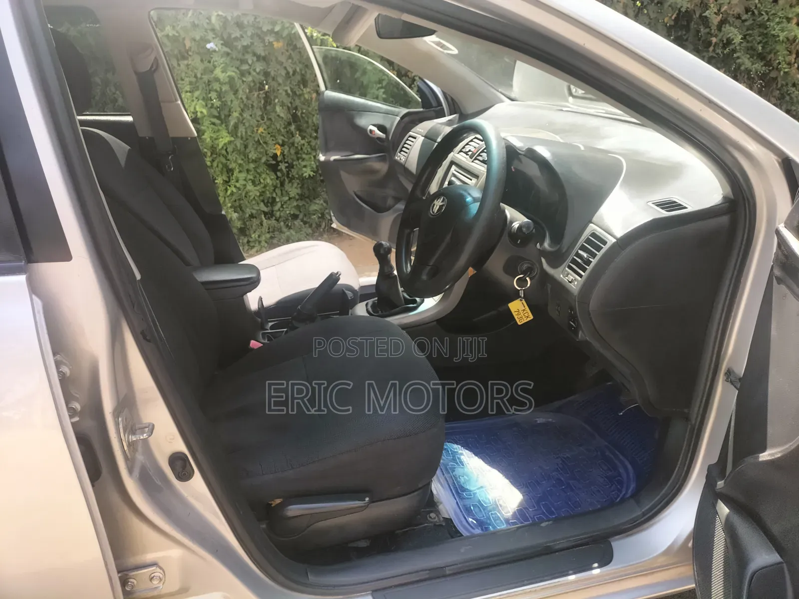 Toyota Corolla Fielder 2009 Silver