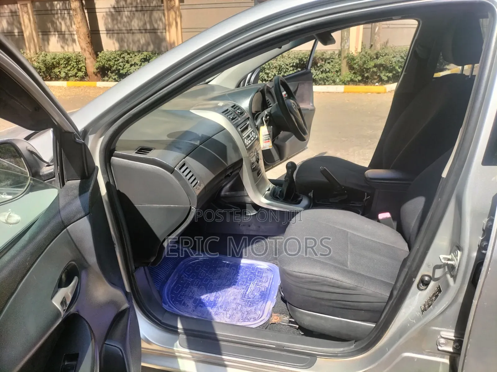 Toyota Corolla Fielder 2009 Silver