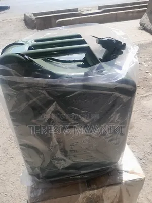 20ltrs Metalic Fuel Jerrycan, (Jag