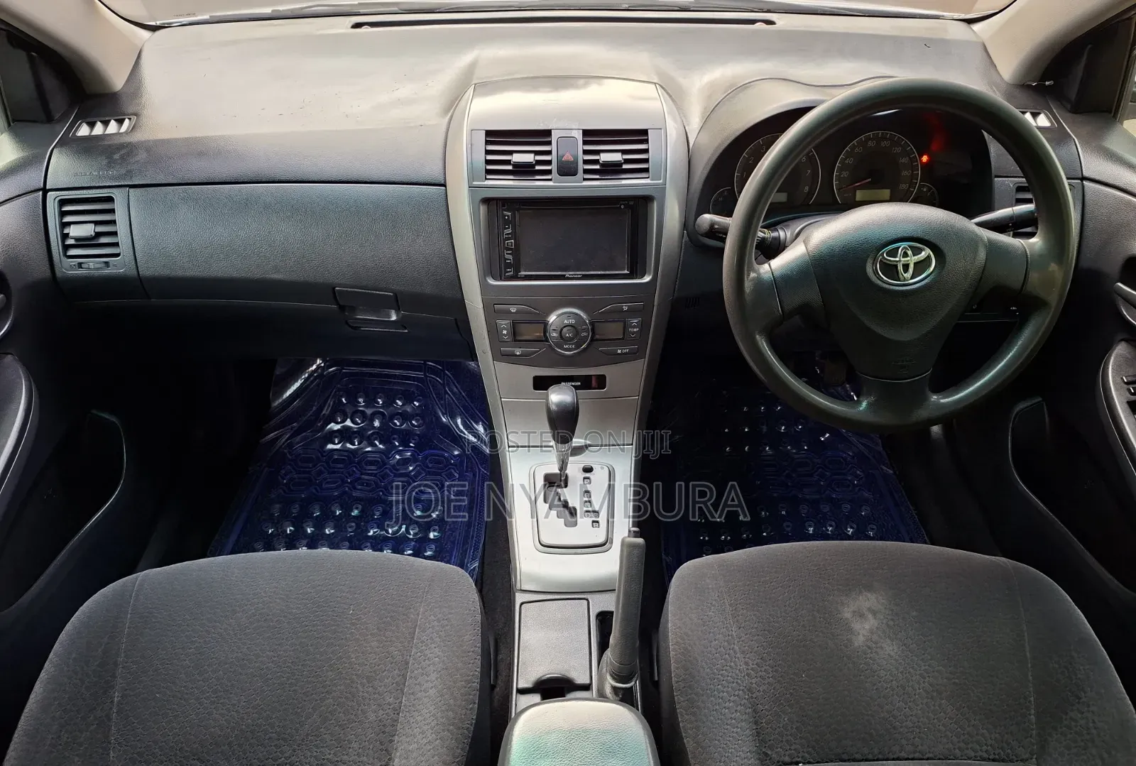 Toyota Corolla Fielder 2011 Silver